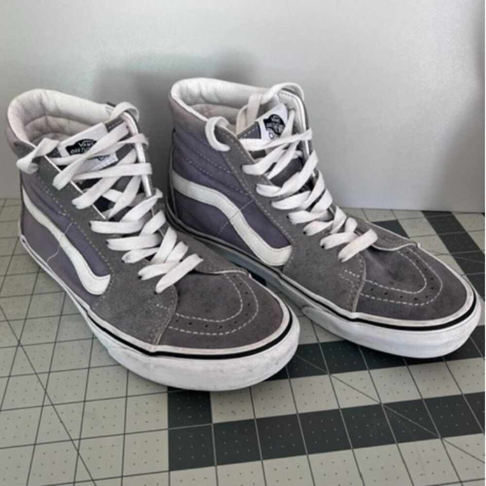 VANS Sk8-Hi legendary sneakers grey suede high top skateboarding